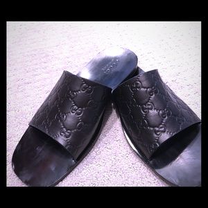 Gucci Men black leather sandals 10.5